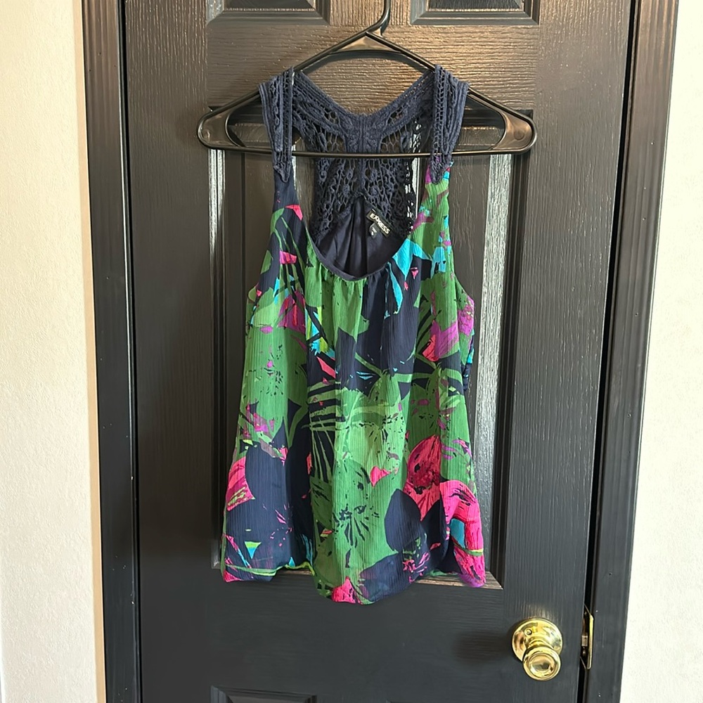 Express tank top